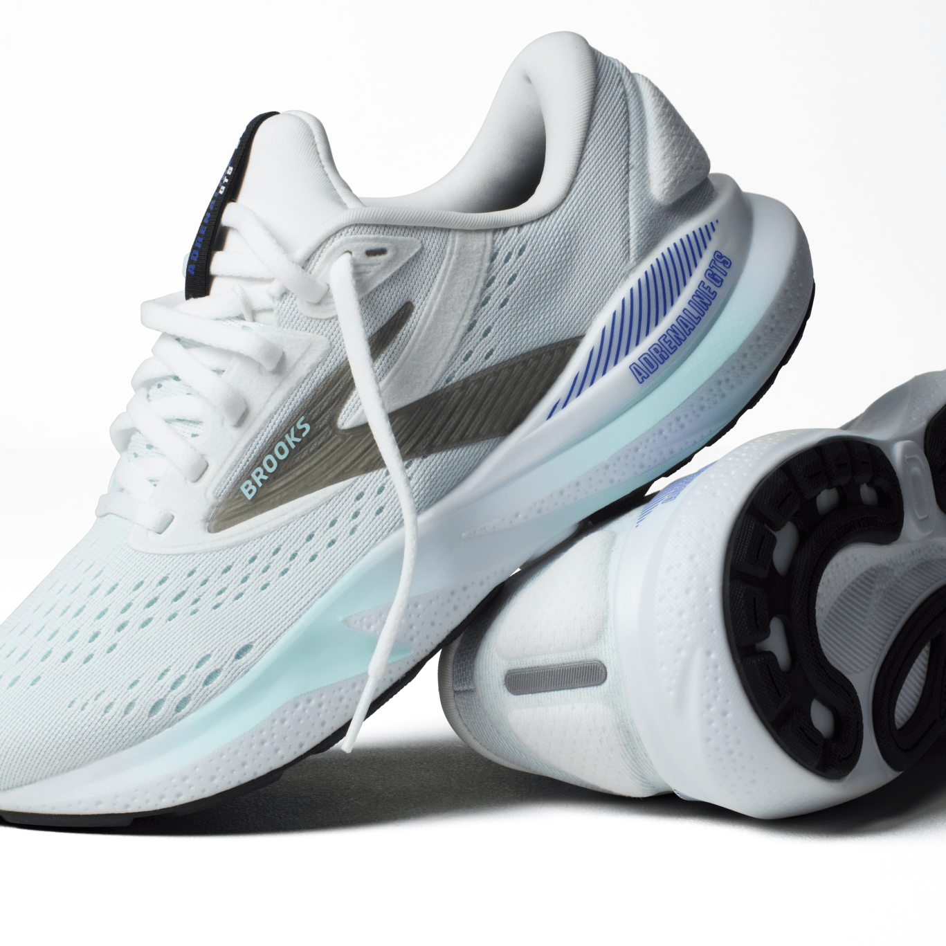 Brooks Adrenaline GTS 24 Womens White/Lightblue