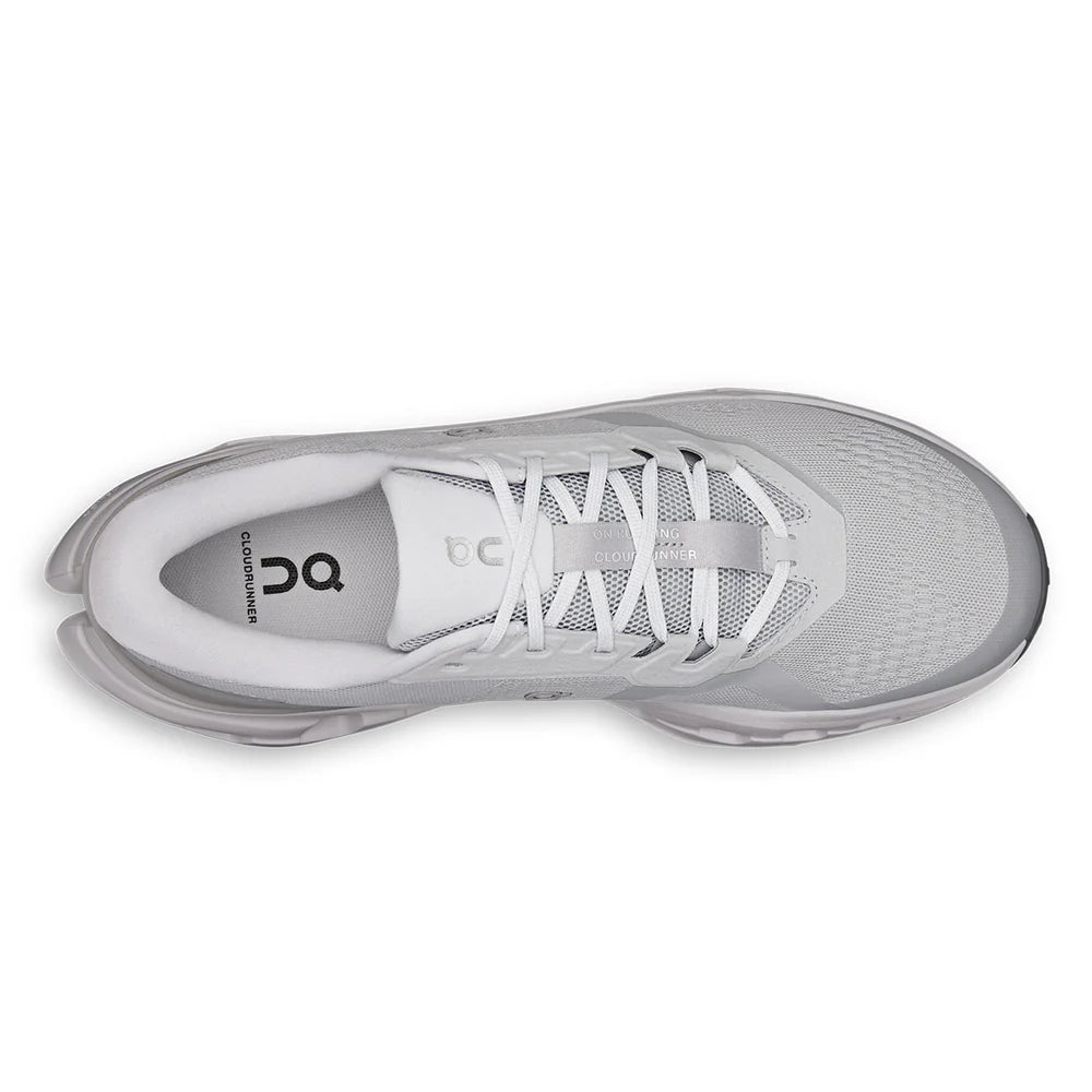 On CloudRunner 3 - Mens