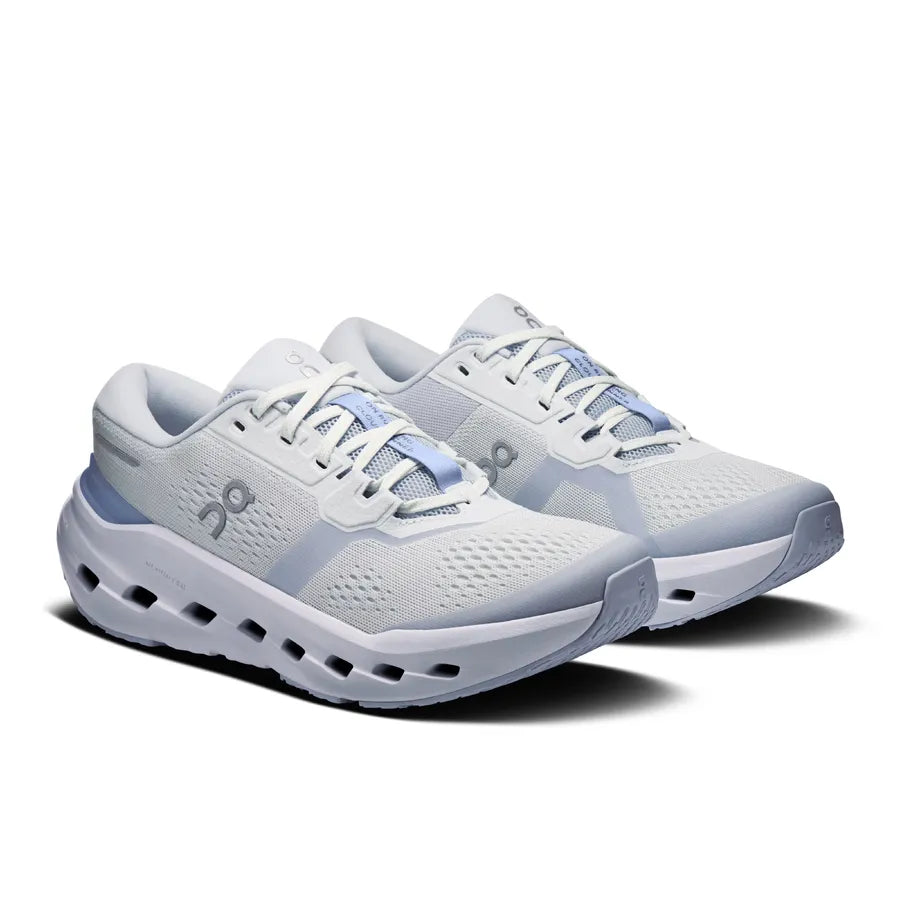 On CloudRunner 3 - Womens