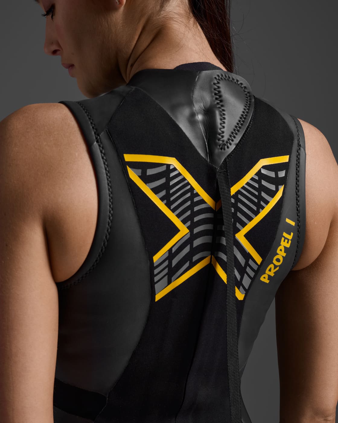 2xu Propel:1 Sleeveless Wetsuit Womens - Black  / Ambition